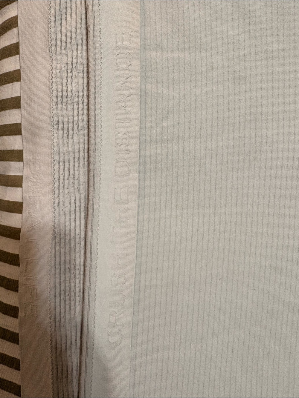 Lululemon Light Gray Women's Short sleeve swiftly tech 2.0 - Picture 3 of 4